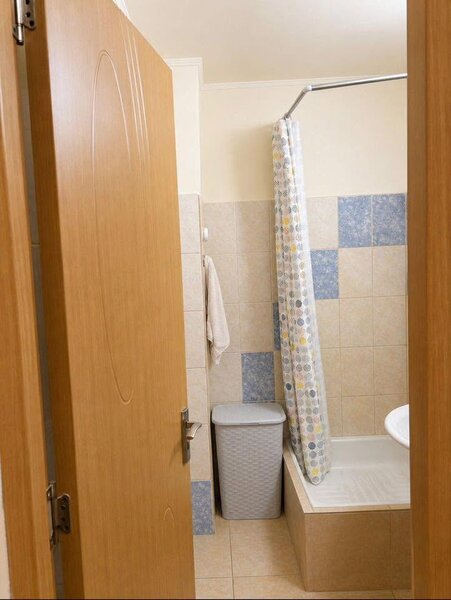 13 Septembrie, Prosper, apartament 4 camere, 97 mp, 2 bai, etaj 7/8.