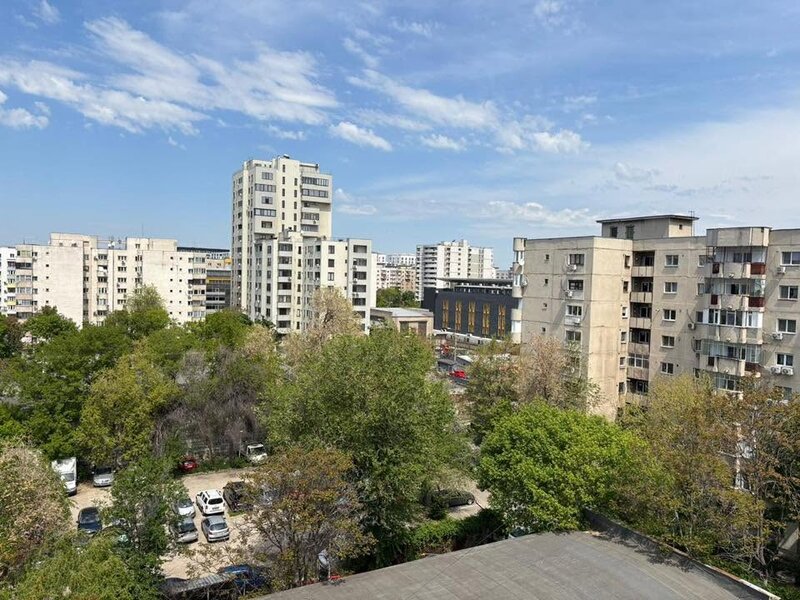 13 Septembrie, Prosper, apartament 4 camere, 97 mp, 2 bai, etaj 7/8.